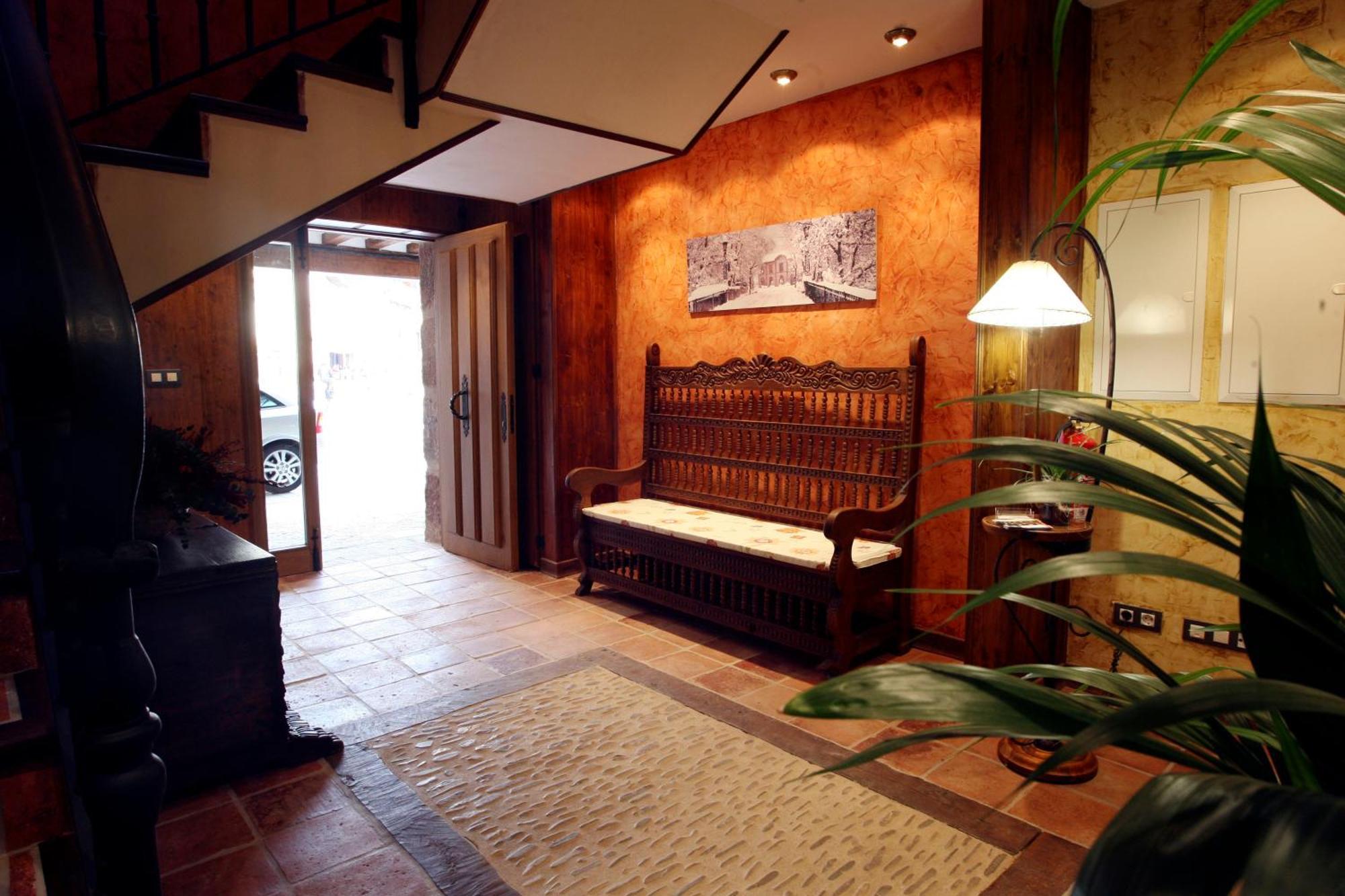 Apartamentos La Demanda Ezcaray Luaran gambar