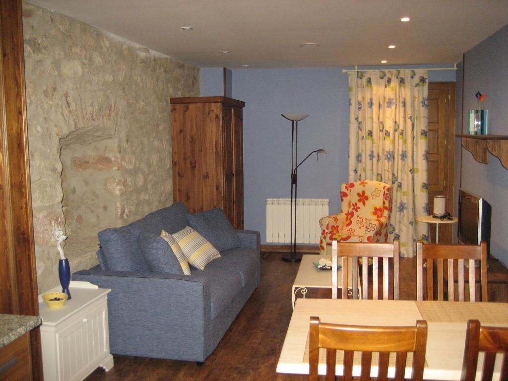 Apartamentos La Demanda Ezcaray Bilik gambar