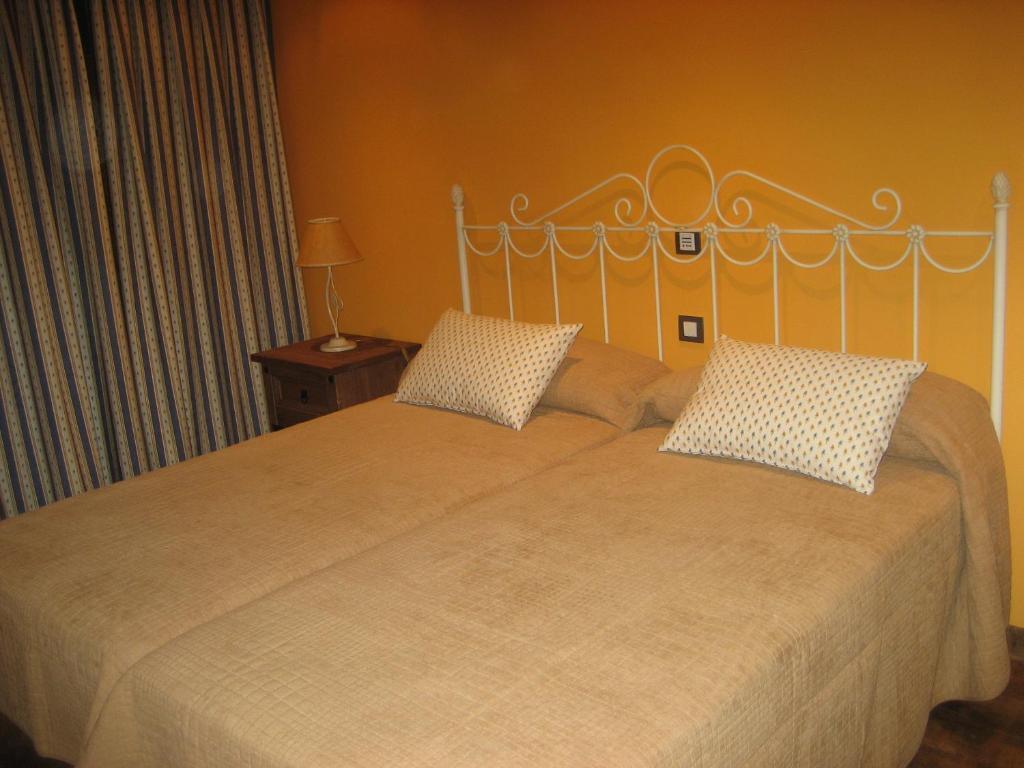 Apartamentos La Demanda Ezcaray Bilik gambar